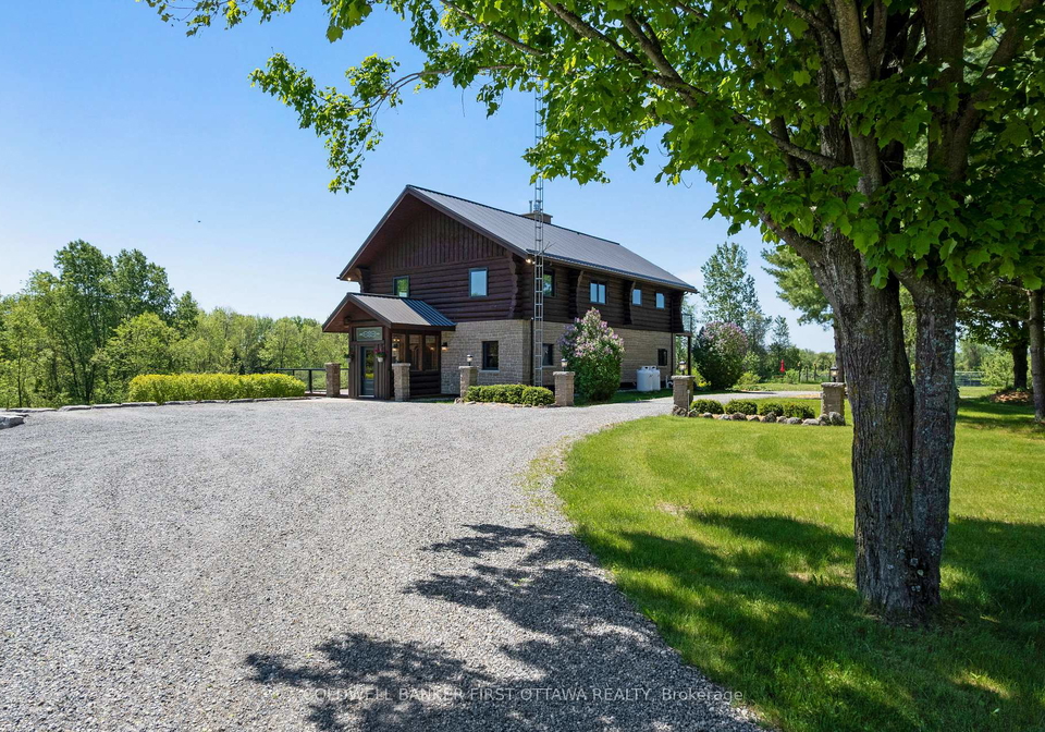 19067-highway-7-tay-valley-ontario-x13757664