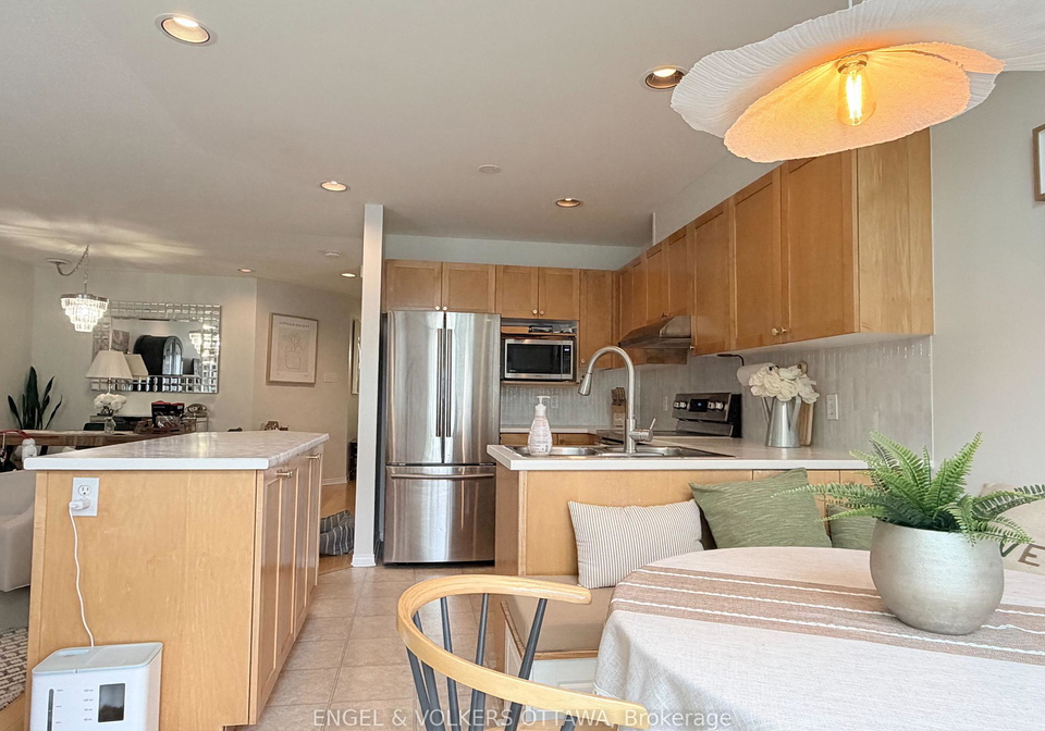 124-landover-crescent-kanata-ontario-x13757696
