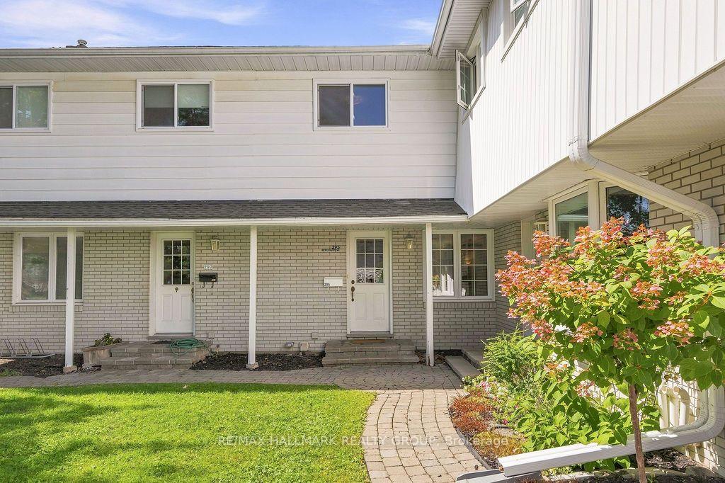 295-beechgrove-avenue-ottawa-ontario-x13757842