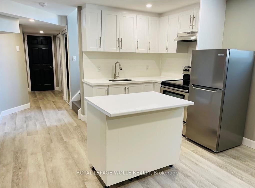 369-sienna-crescent-kitchener-ontario-x13757940
