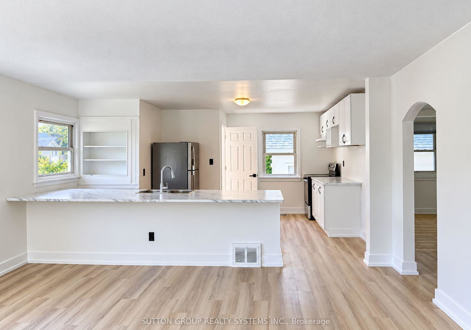 30-perry-avenue-brighton-ontario-x13758178