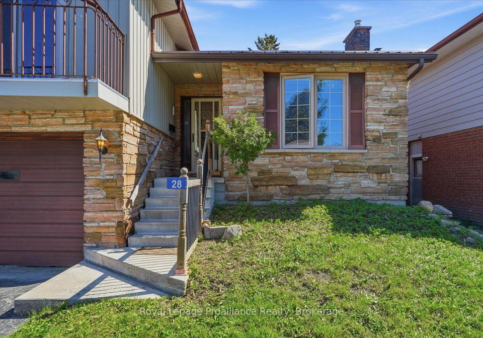 28-kensington-crescent-belleville-ontario-x13758386