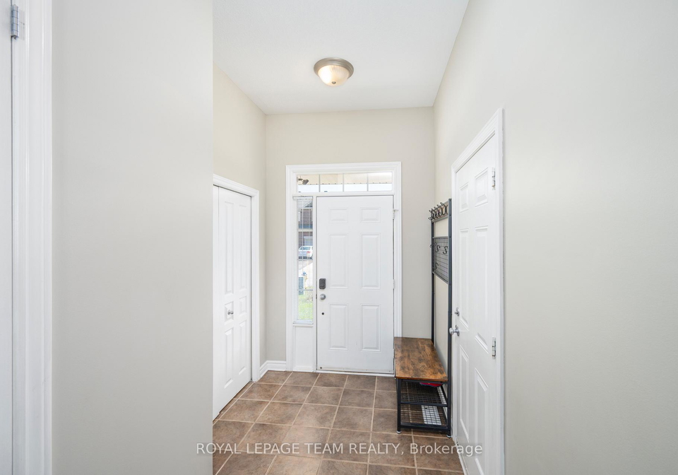 1431-comfrey-crescent-ottawa-ontario-x13758682