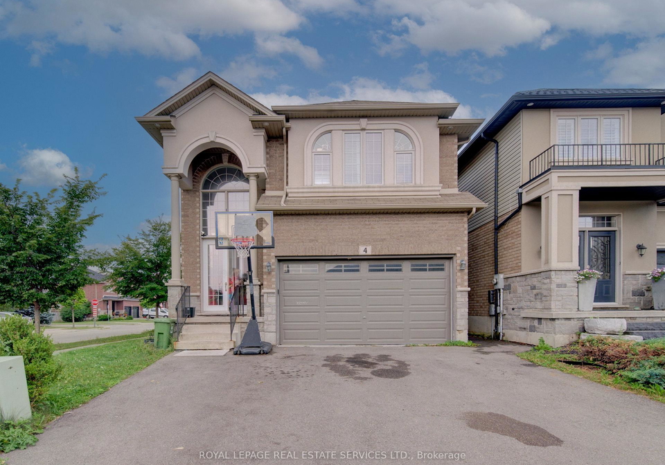 4-chartwell-circle-s-hamilton-ontario-x13758734