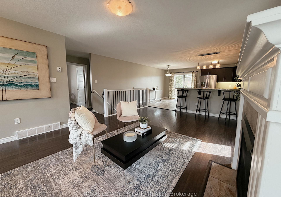38-leesboro-trail-thames-centre-ontario-x13758736