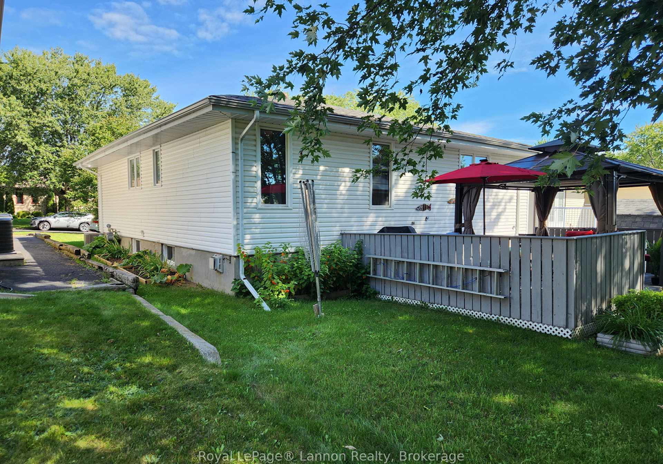 253-downing-street-thunder-bay-ontario-x13758908