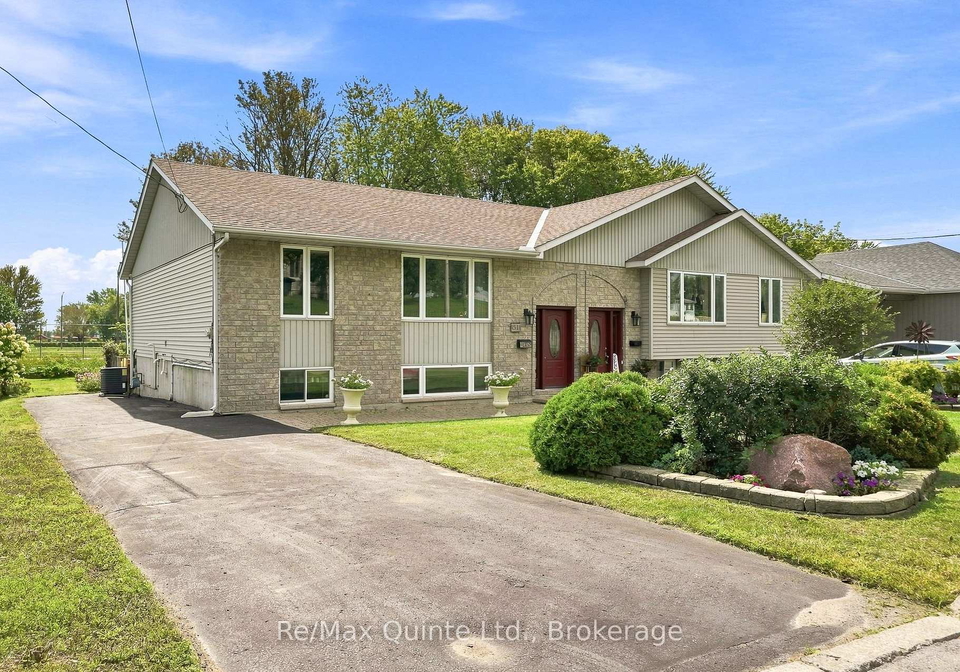 51-bay-street-quinte-west-ontario-x13758912