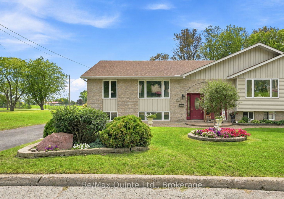 51-bay-street-quinte-west-ontario-x13758912
