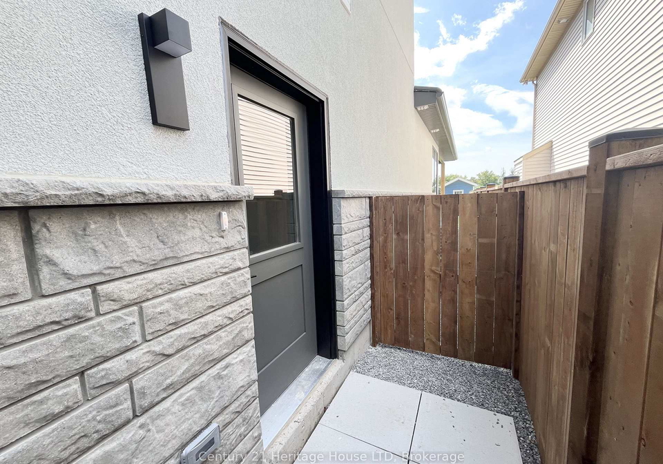 99b-moffatt-street-st-catharines-ontario-x13758990
