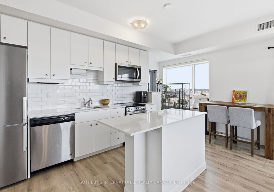 247-northfield-drive-e-waterloo-ontario-x13759156
