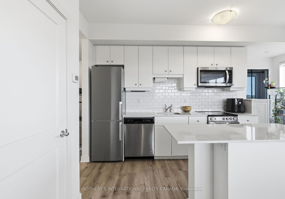247-northfield-drive-e-waterloo-ontario-x13759156