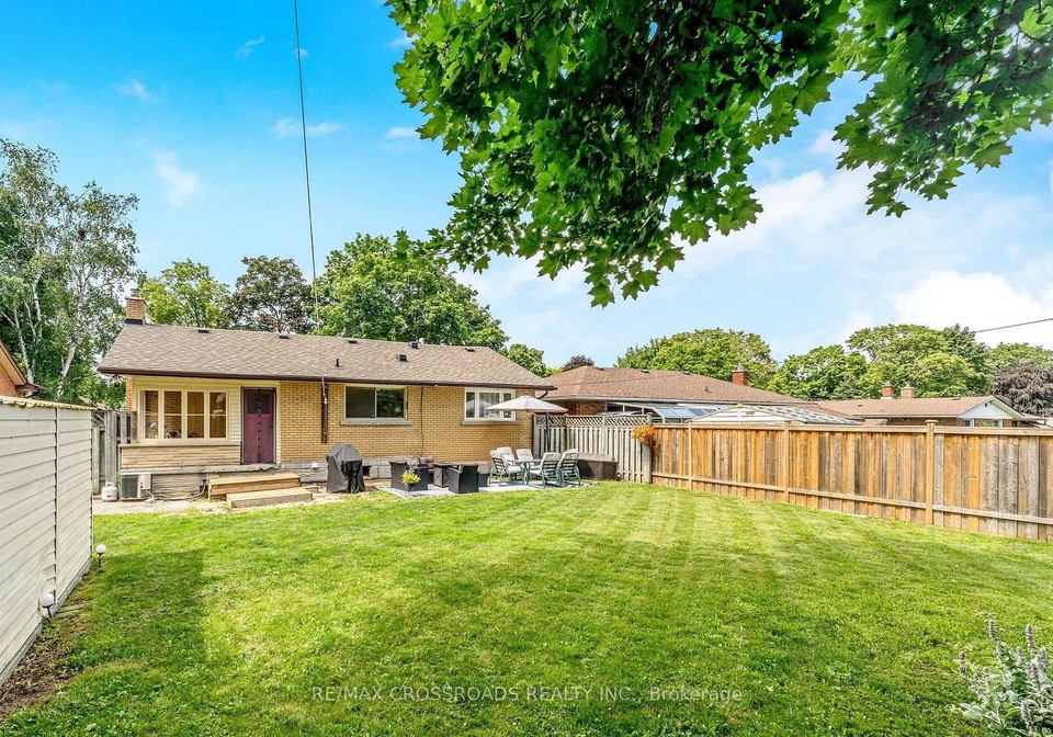 23-strathmere-place-guelph-ontario-x13759190