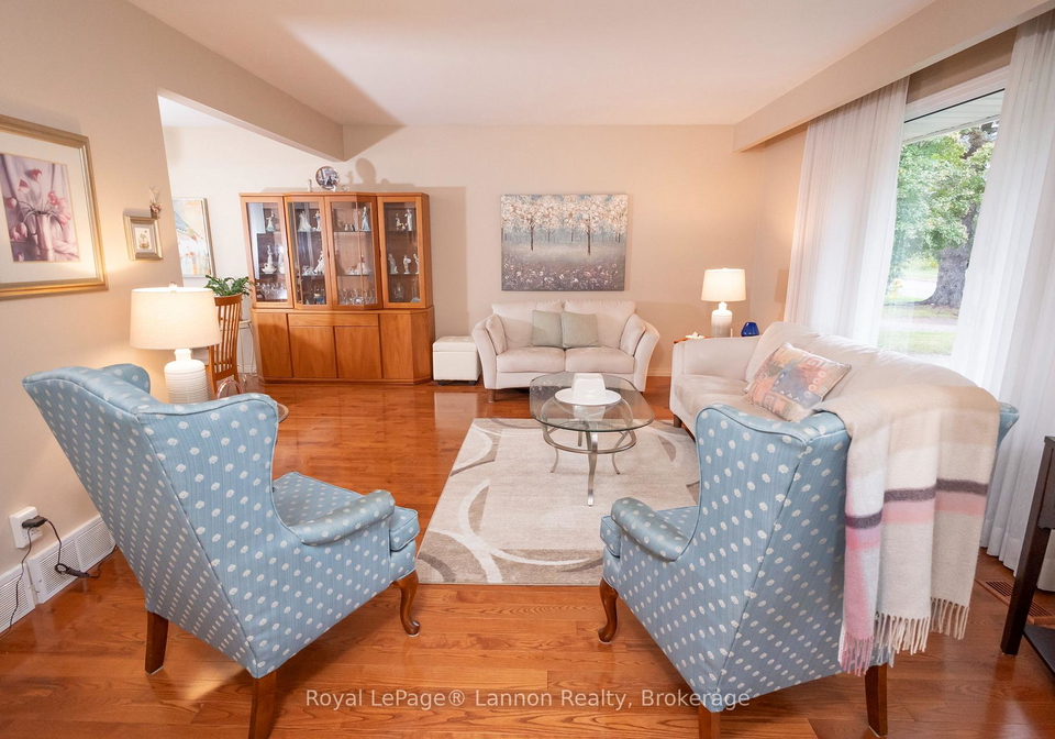 404-riverview-drive-thunder-bay-ontario-x13759200