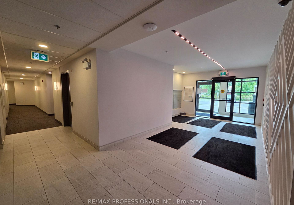 110-fergus-avenue-kitchener-ontario-x13759204