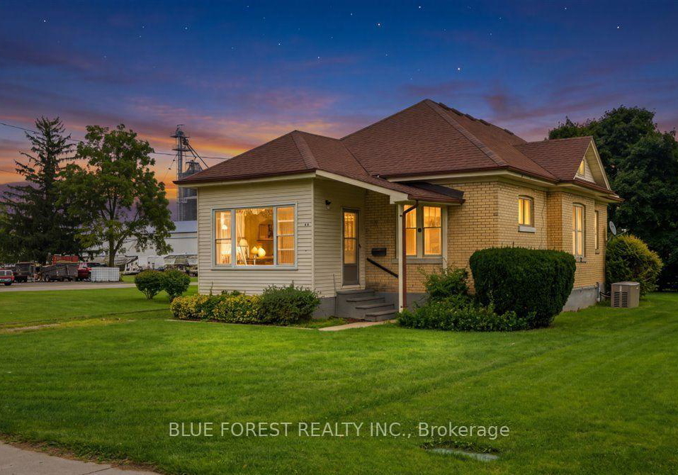 144-clyde-street-adelaide-metcalfe-ontario-x13759358