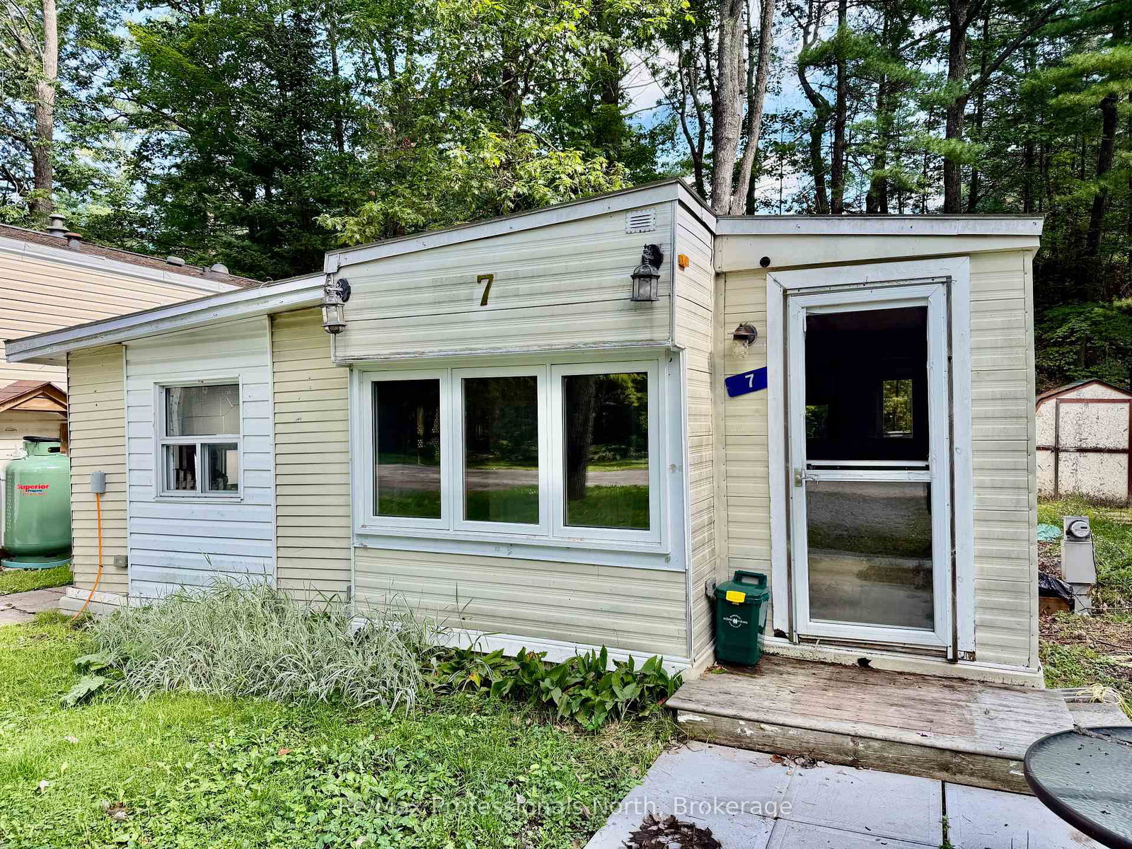 100racoon-road-gravenhurst-ontario-x13759454