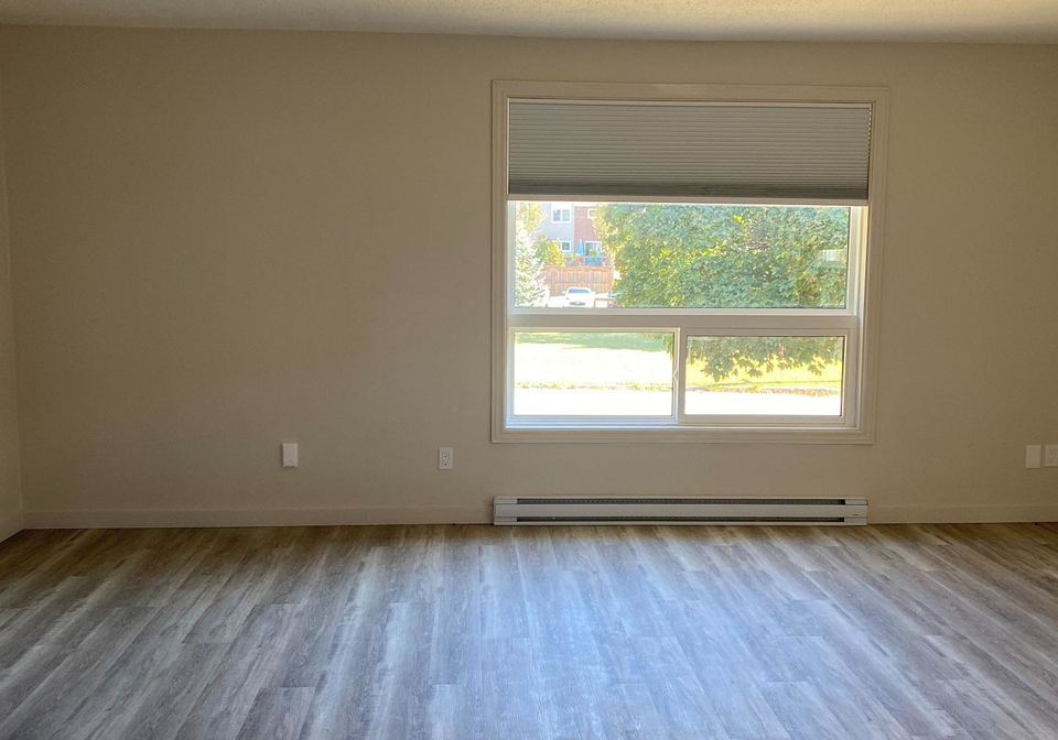 2-village-drive-belleville-ontario-x13759492