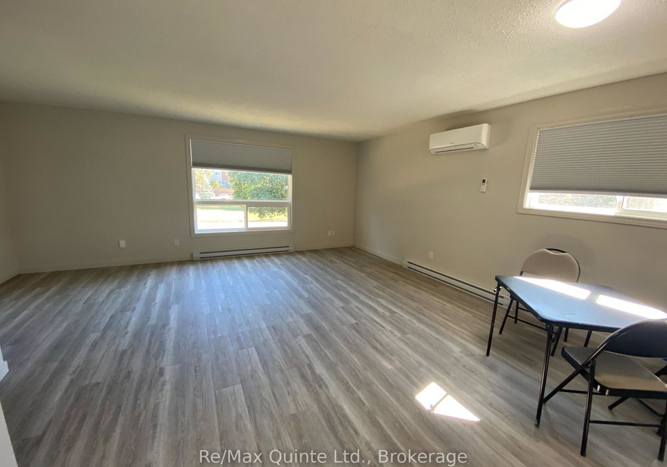 2-village-drive-belleville-ontario-x13759492