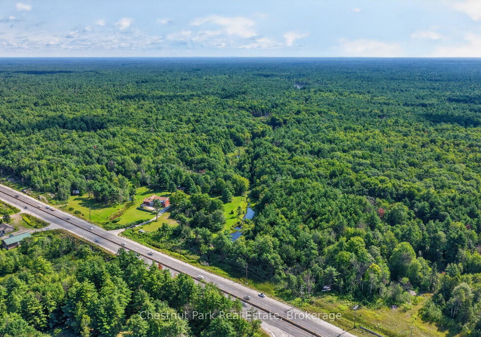 1304-11-highway-n-gravenhurst-ontario-x13759504