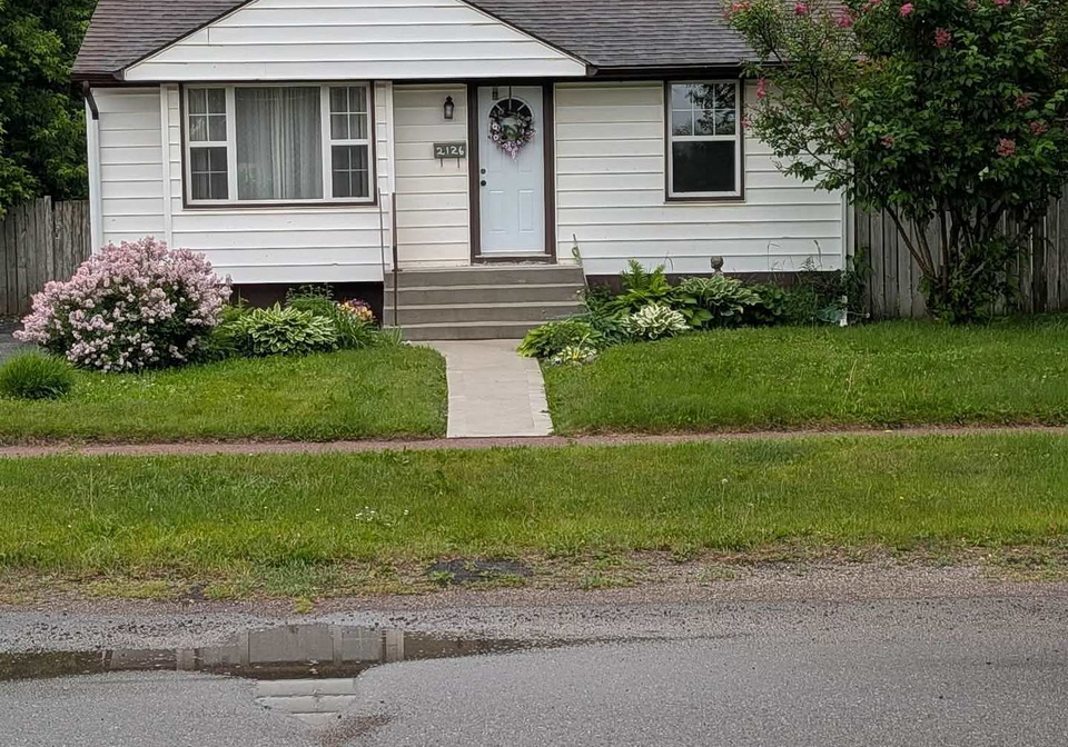 2126-mcgregor-avenue-thunder-bay-ontario-x13759564