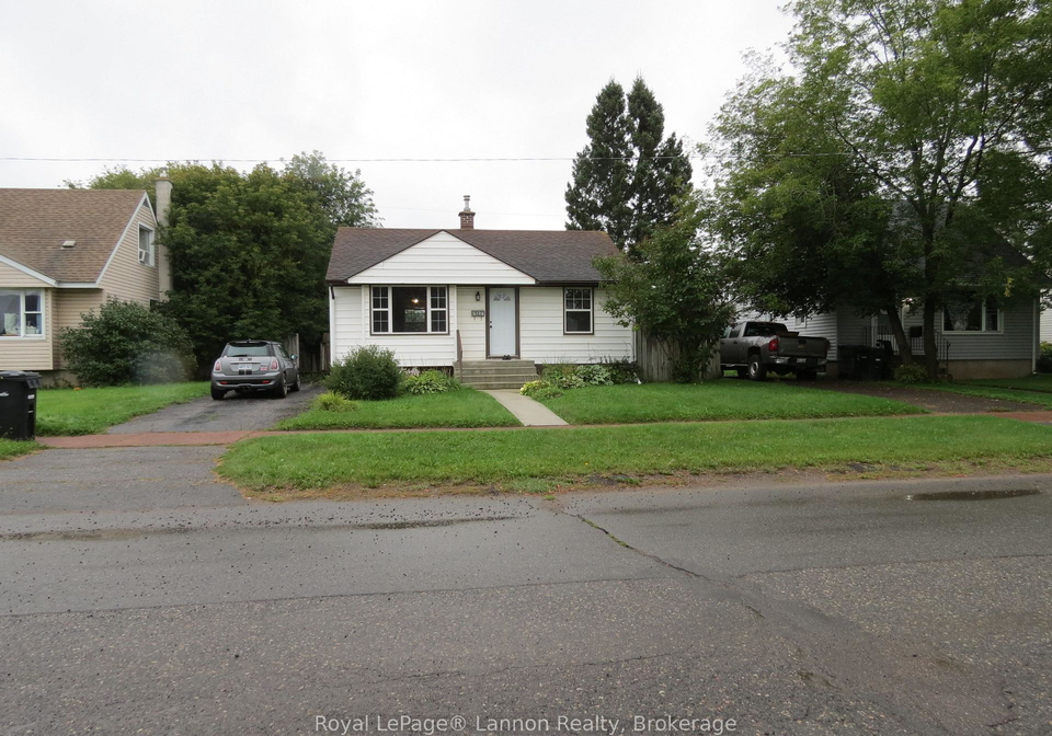 2126-mcgregor-avenue-thunder-bay-ontario-x13759564