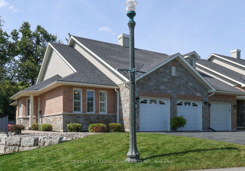61-village-crescent-peterborough-ontario-x13759672