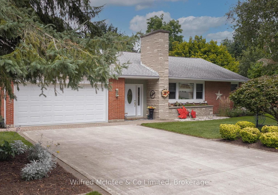 31-johnstone-boulevard-brockton-ontario-x13759682