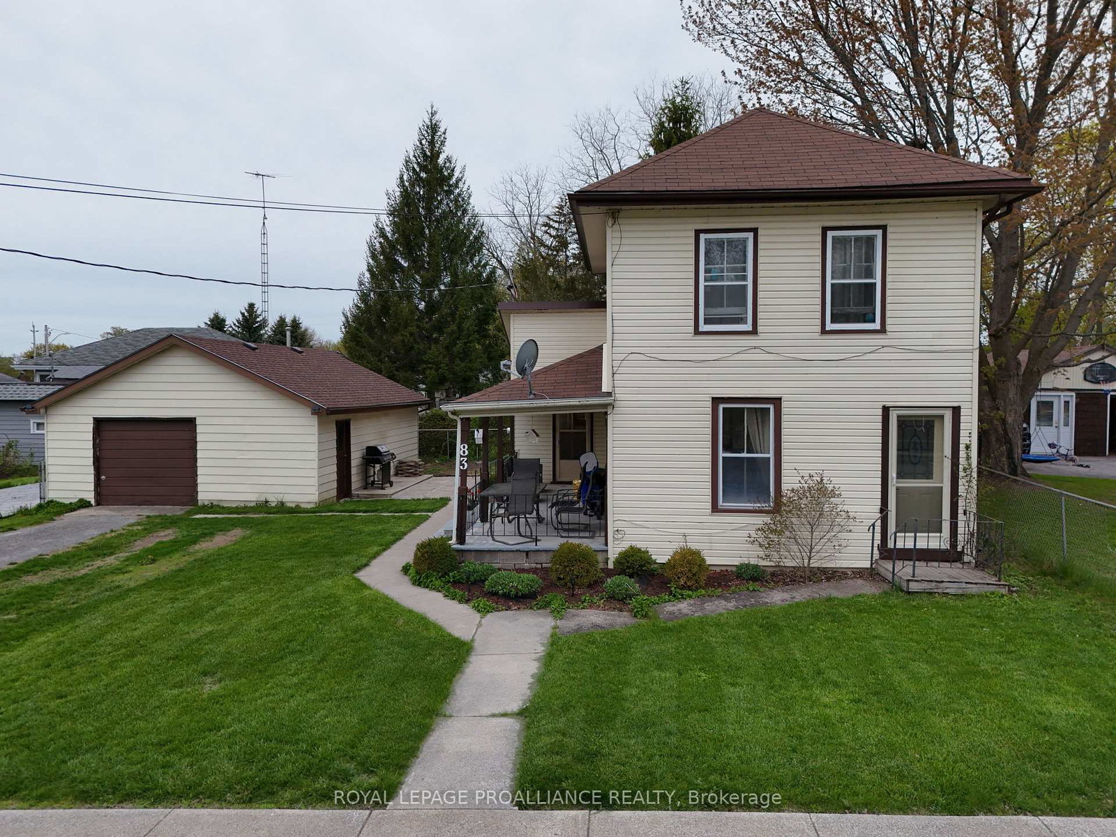 83-college-street-deseronto-ontario-x13759764