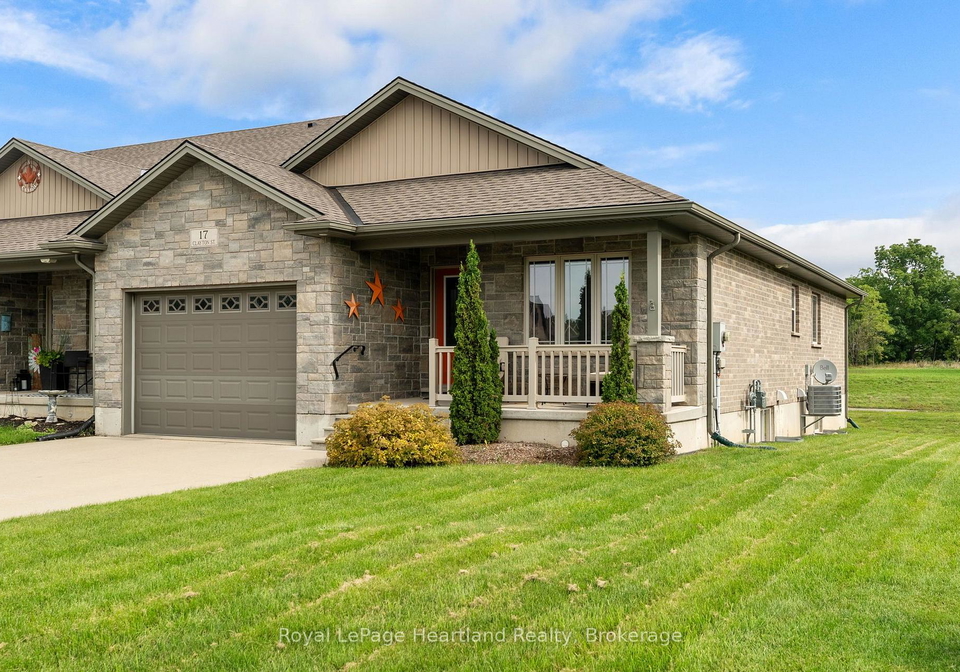 17-clayton-street-west-perth-ontario-x13759772