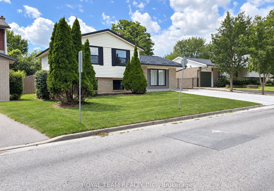 653-steeplechase-drive-london-south-ontario-x13759844
