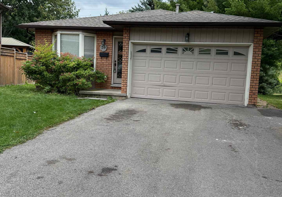 35-bloomsbury-court-hamilton-ontario-x13759920