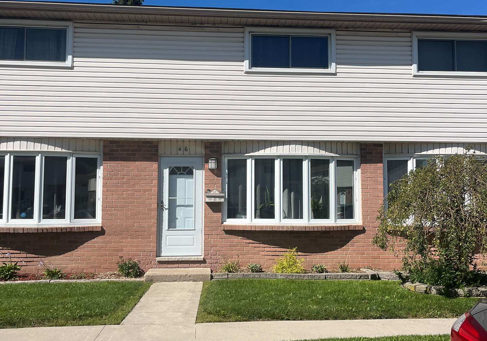 700-exeter-road-london-south-ontario-x13759974