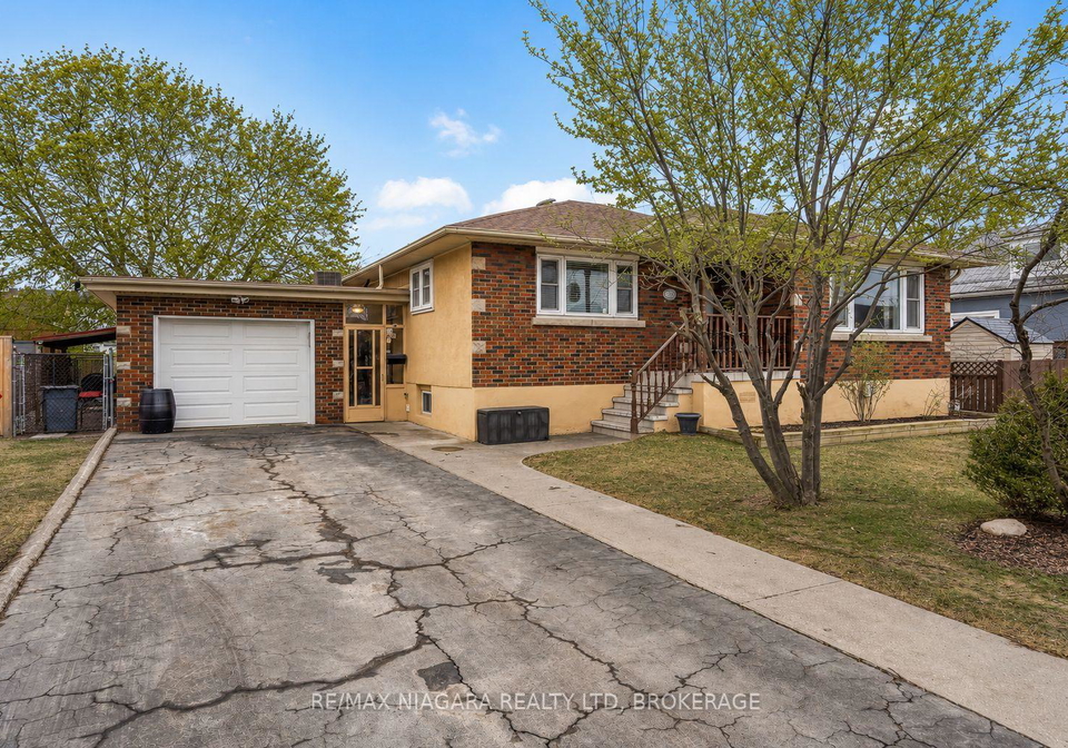 506-main-street-w-port-colborne-ontario-x13760006
