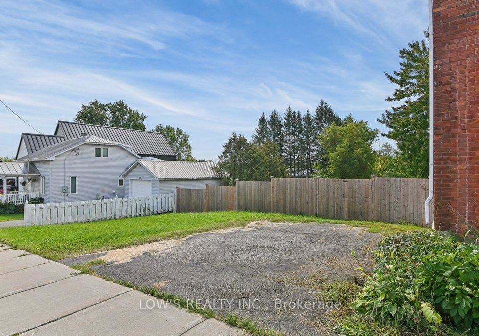 218-main-street-e-champlain-ontario-x13760282
