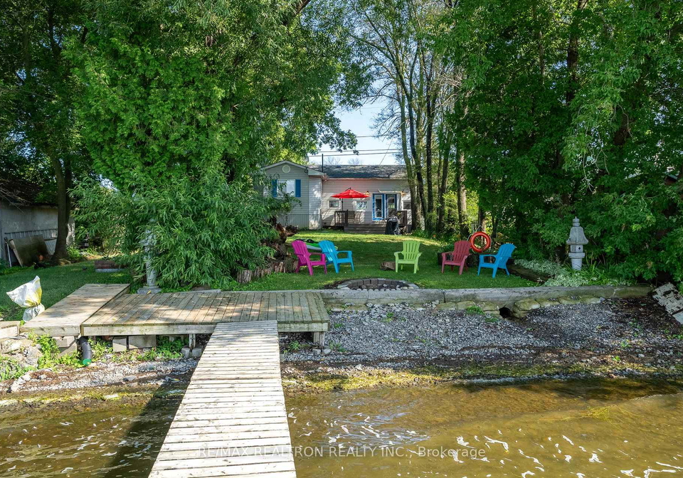 2141-county-road-greater-napanee-ontario-x13760562