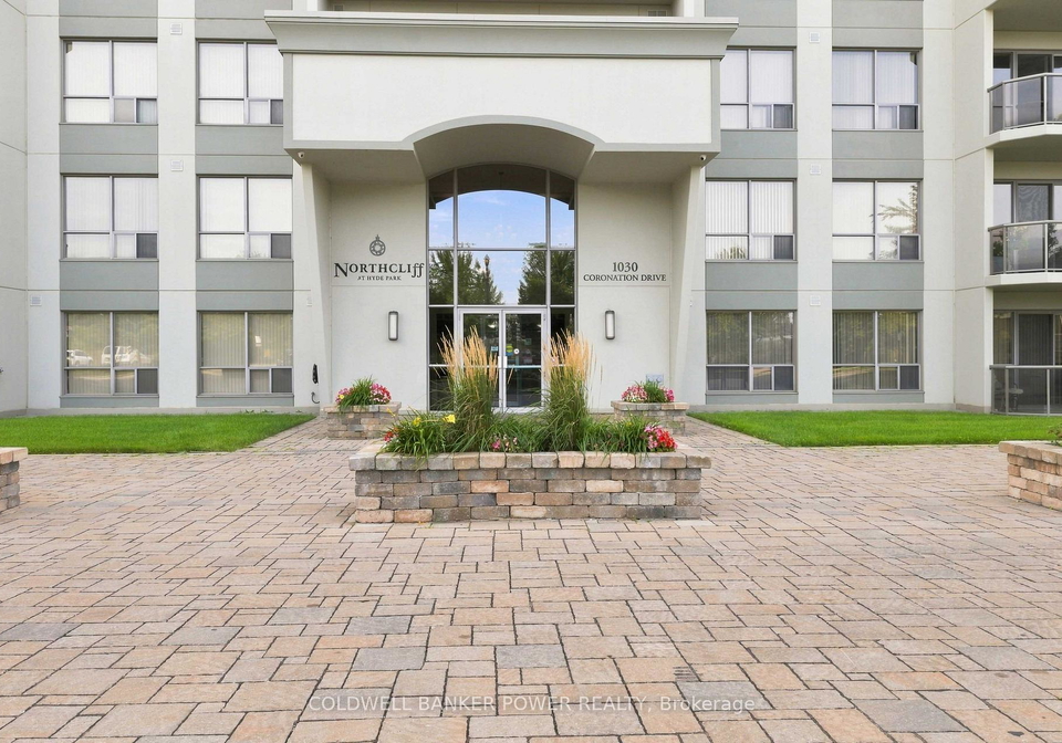 1030-coronation-drive-london-north-ontario-x13760600