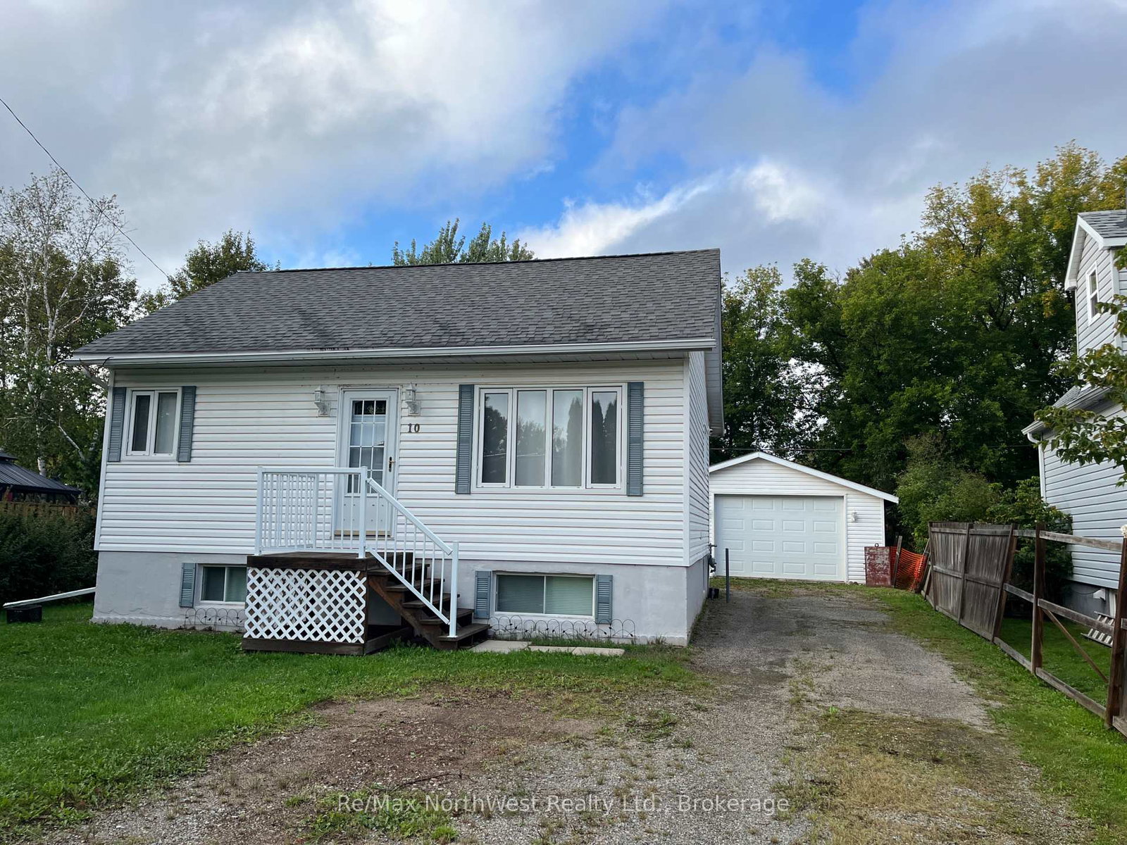 10-spruce-road-atikokan-ontario-x13760908