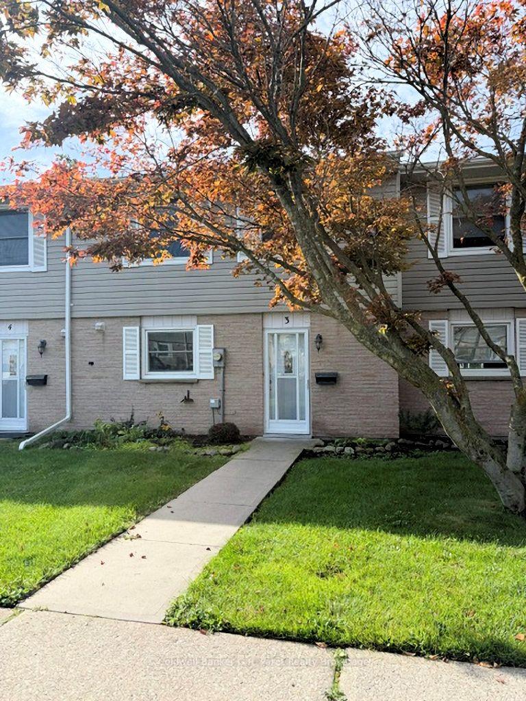 150-concession-street-e-tillsonburg-ontario-x13761058