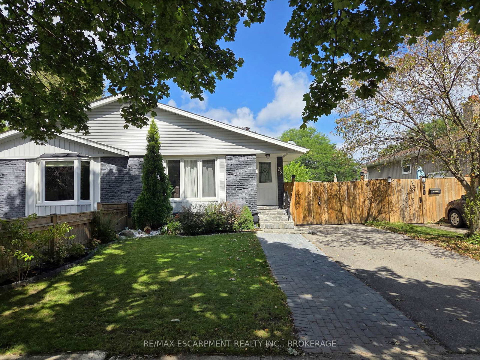 32-birchpark-drive-grimsby-ontario-x13761204