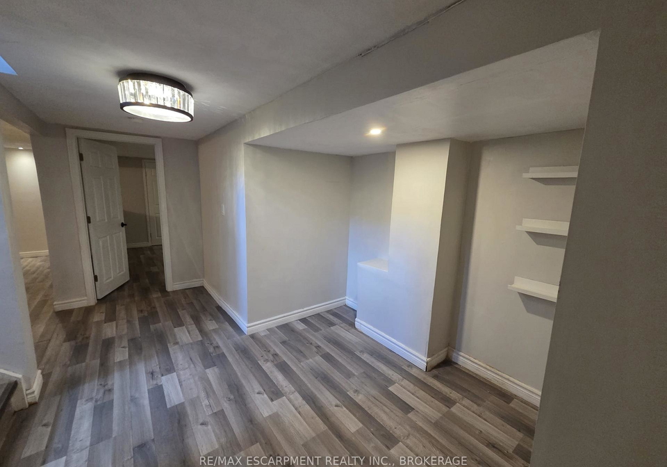 32-birchpark-drive-grimsby-ontario-x13761204