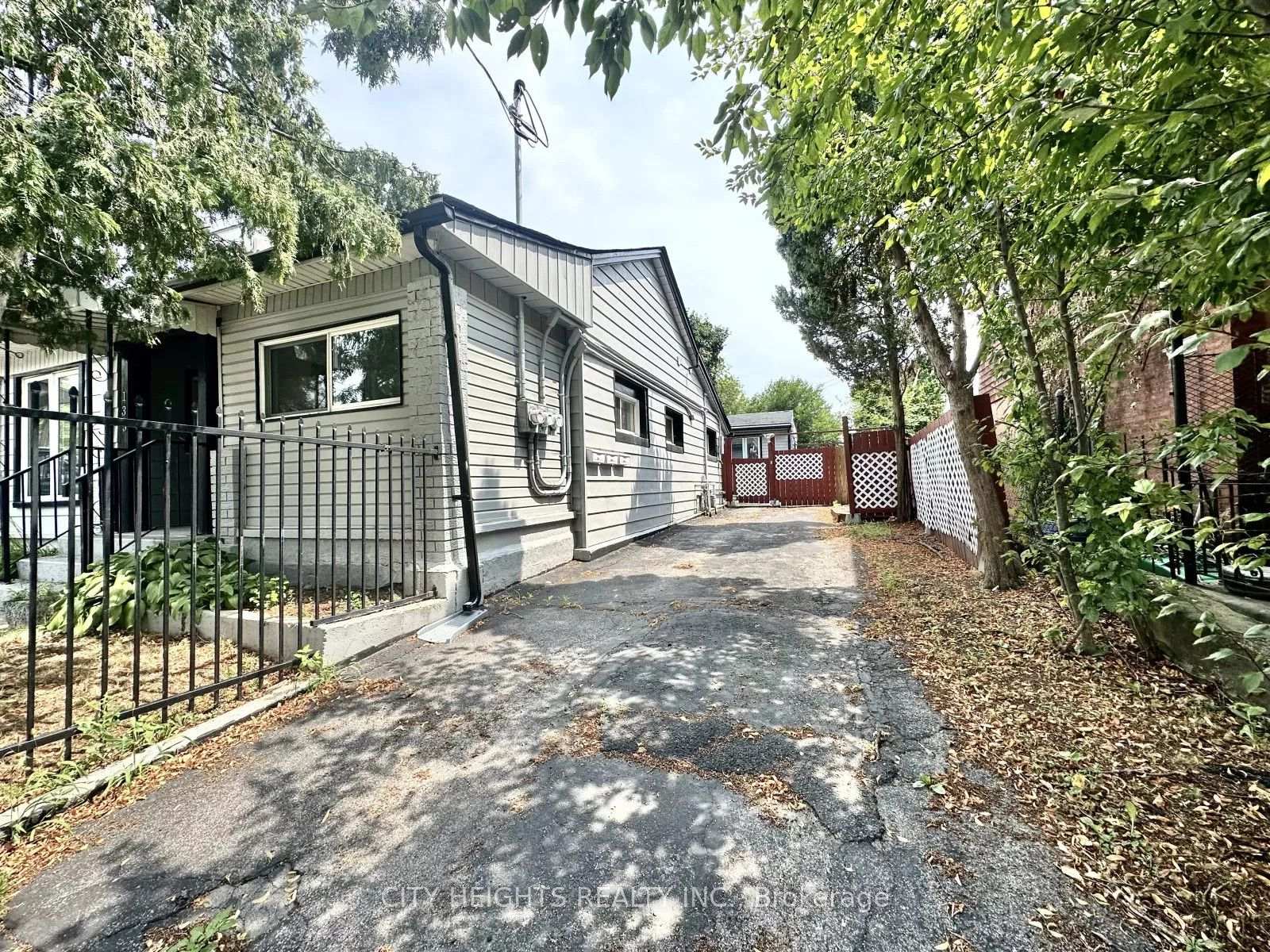 135-charlotte-street-brantford-ontario-x13761458