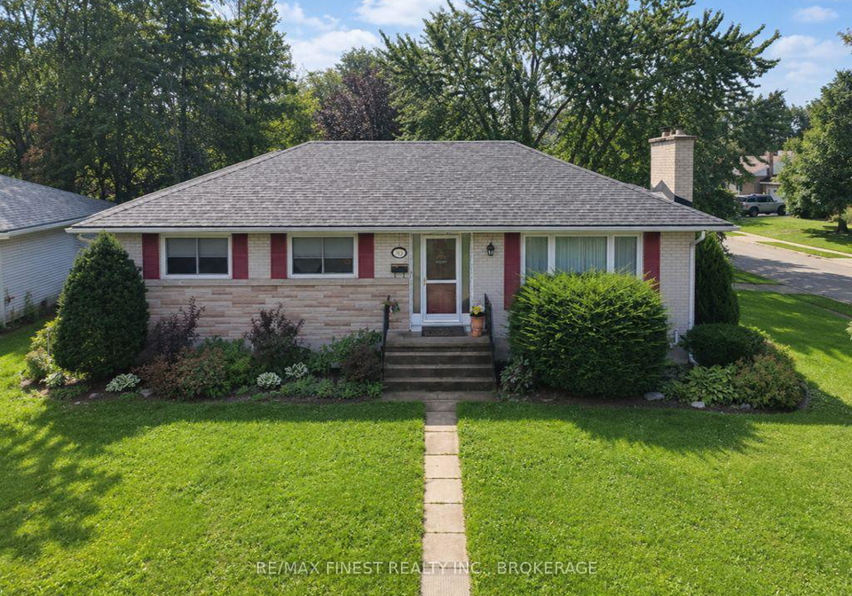 58-princeton-place-loyalist-ontario-x13761482