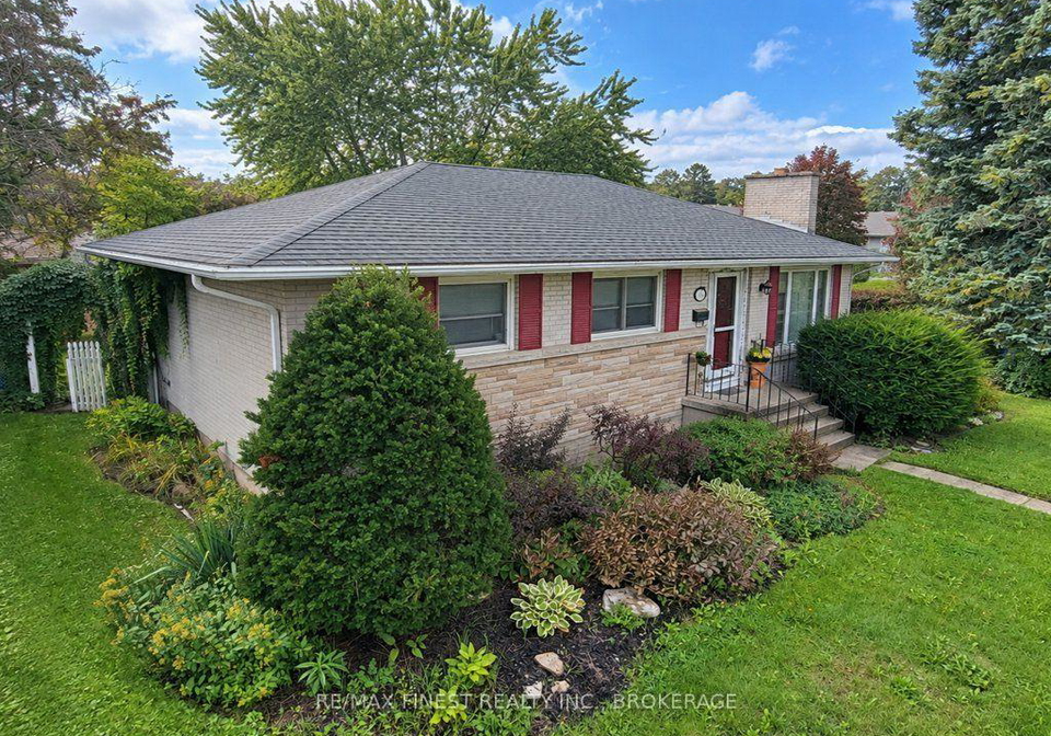 58-princeton-place-loyalist-ontario-x13761482