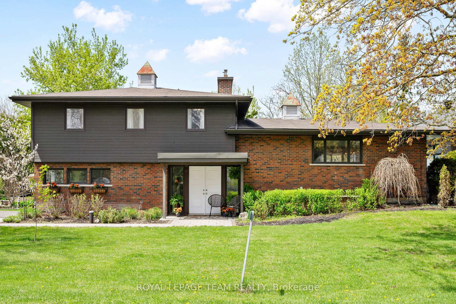2-lockview-road-ottawa-ontario-x13761606