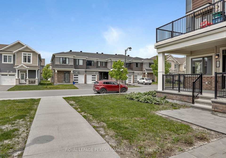 251-zenith-private-ottawa-ontario-x13761888
