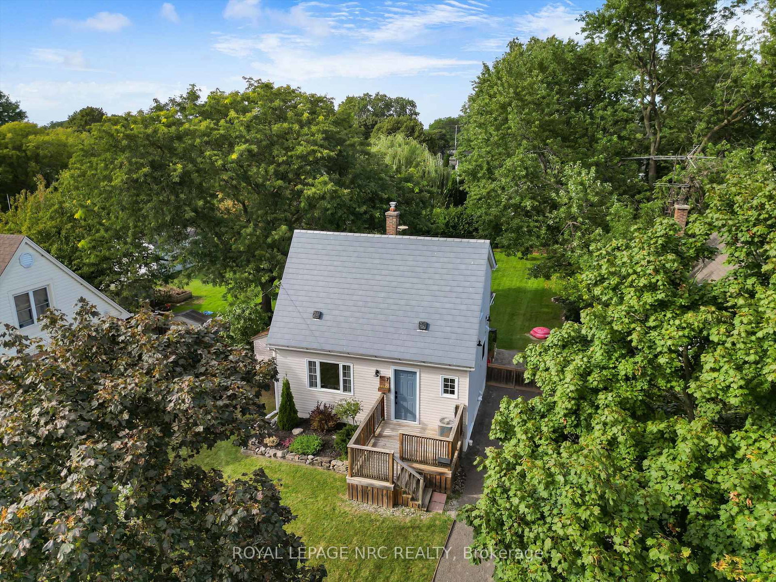 7-vivian-avenue-st-catharines-ontario-x13761938