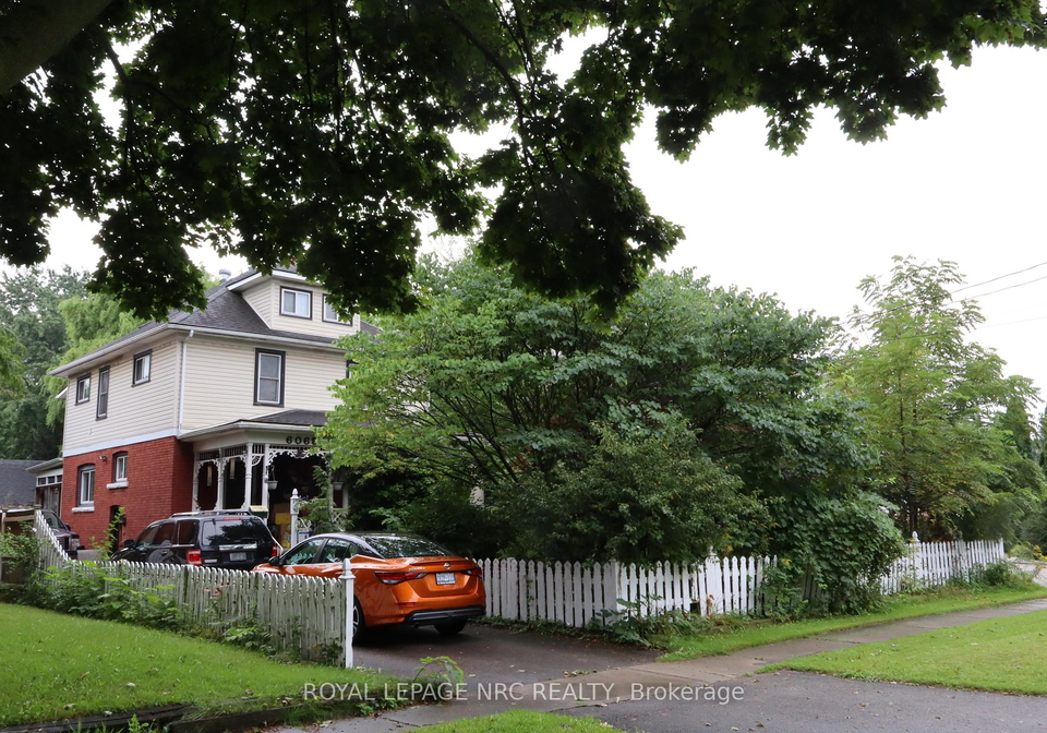 6068-dixon-street-niagara-falls-ontario-x13761940