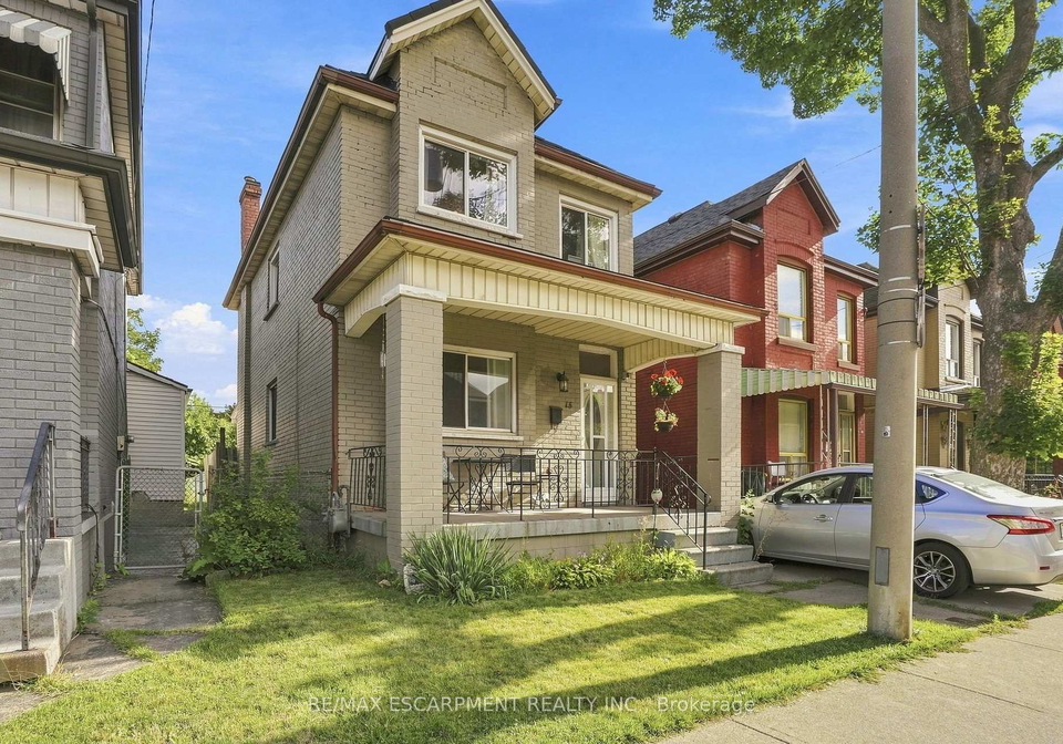 15-clinton-street-hamilton-ontario-x13762136