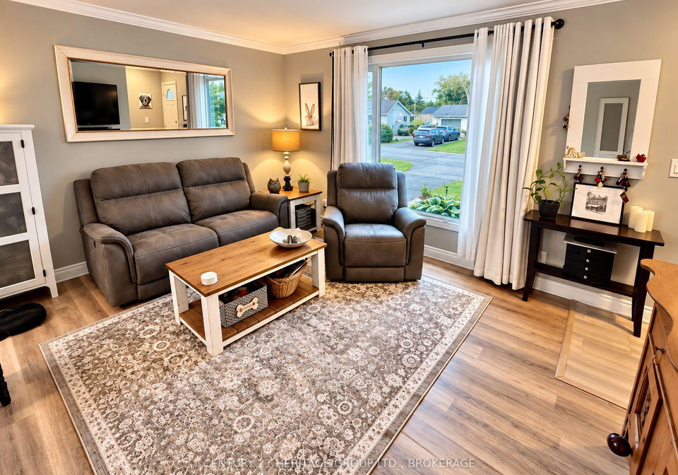 34-harvard-place-loyalist-ontario-x13762218