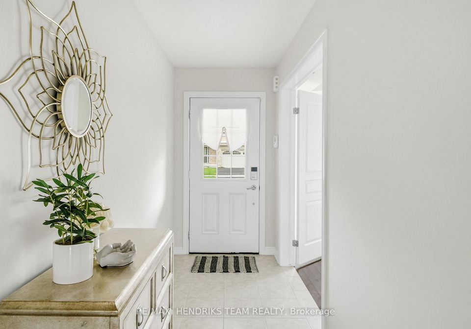 12-riley-avenue-pelham-ontario-x13762382